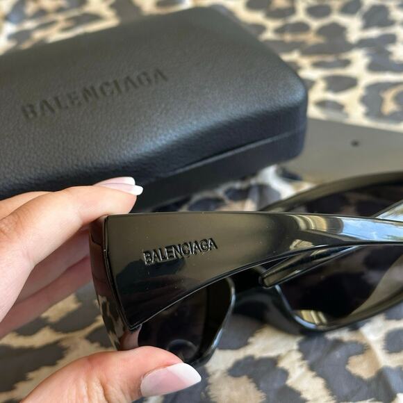 Balenciaga BB0252S Sunglasses (Never worn)